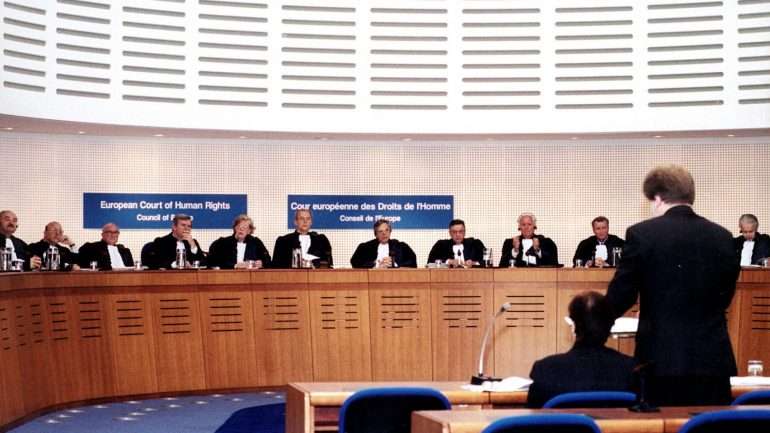 A Maternidade Alfredo da Costa recorreu para o Supremo, em dezembro de 2013, da condenação de pagar 172.000 euros por negligência médica cometida durante a cirurgia realizada em 1995, que deixou a mulher com lesões irreversíveis e uma incapacidade permanente de 73%