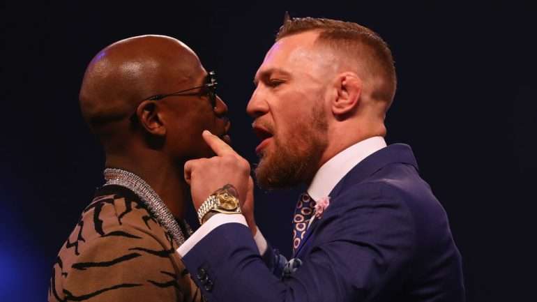 Mayweather e McGregor fizeram quatro conferências de promoção, foram para o ginásio e chegam agora a Las Vegas