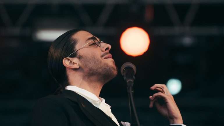 O regresso do cantor está previsto para o Festival Internacional de Cultura de Cascais, no dia 8 de Setembro