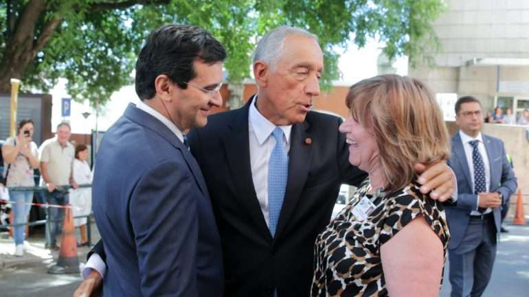 "A minha posição é defender o diálogo e a concertação possível dentro da lei", disse Marcelo Rebelo de Sousa