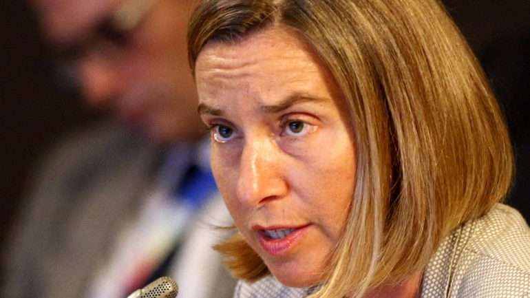 Federica Mogherini sublinhou haver "total unidade dos 28 Estados-membros" sobre a Venezuela