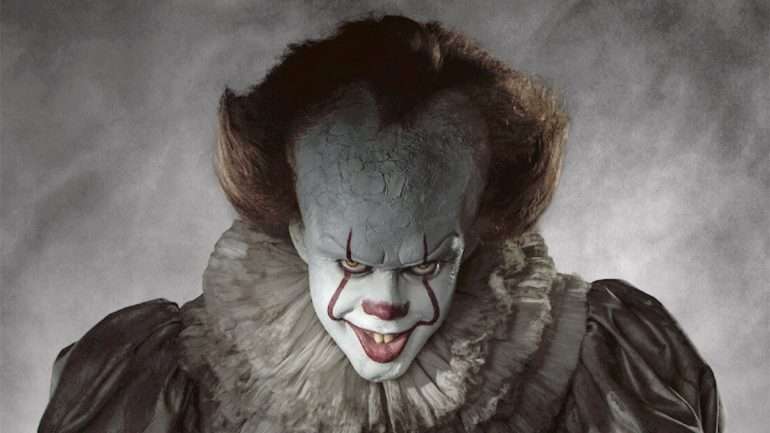 Pennywise, o palhaço assassino, na versão de 2017 de "It"