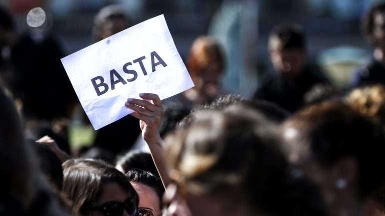 Os enfermeiros continuam em greve até sexta-feira.
