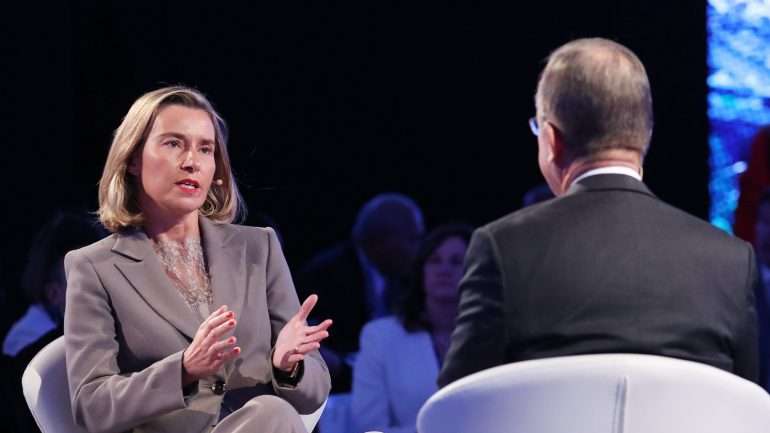 Federica Mogherini adiantou ainda que a UE "está disponível para apoiar futuros processos eleitorais"