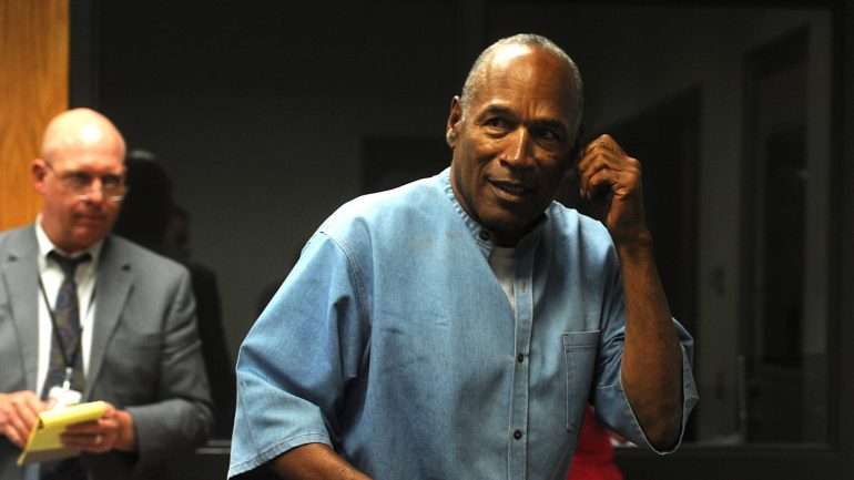 OJ Simpson foi o centro de um dos casos mais mediáticos da justiça norte-americana