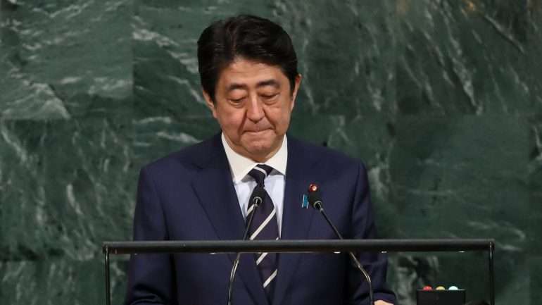 O primeiro-ministro japonês, Shinzo Abe, na Assembleia Geral das Nações Unidas de 20 de setembro de 2017
