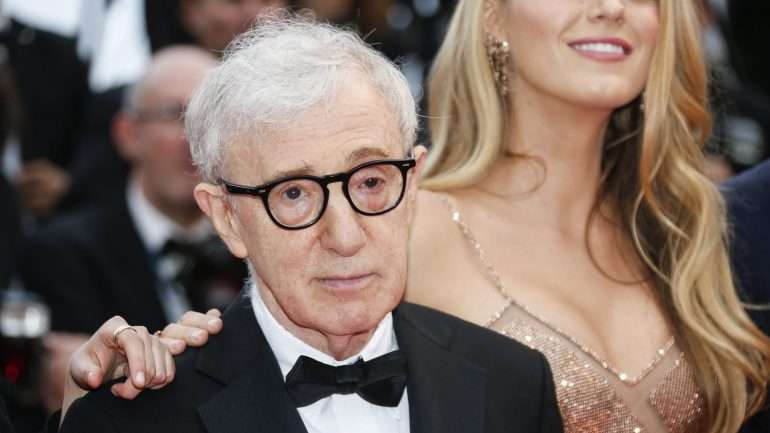Woody é acusado de abusar sexualmente da filha adotiva desde 1992 mas nunca chegou a ser condenado