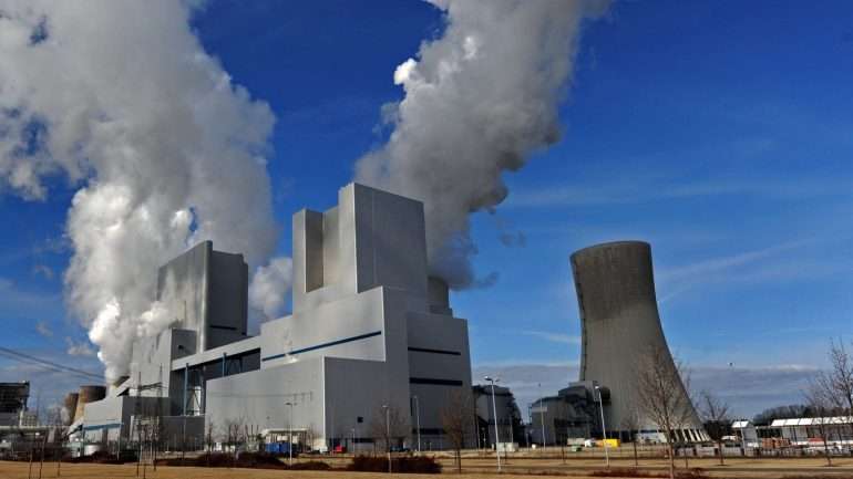 As medidas visavam restringir as emissões de gases com efeito de estufa