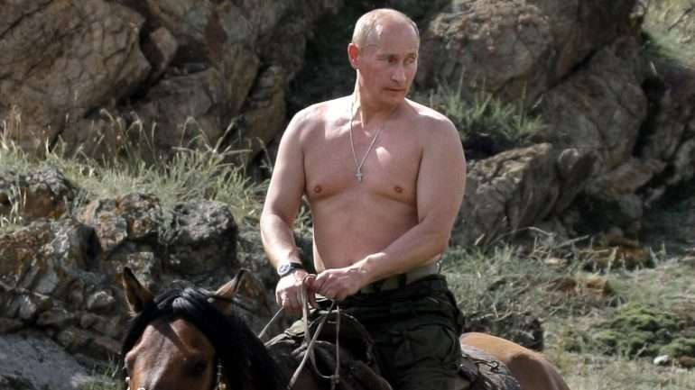 O principal opositor de Putin quer provar que as férias do presidente não são tão modestas como esta imagem aparenta