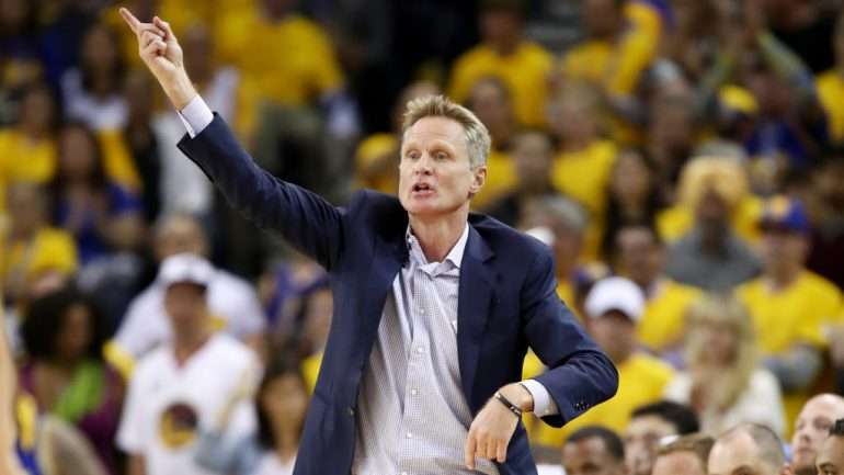 Steve Kerr tornou-se o rookie com melhor registo na fase regular e o primeiro estreante a ser campeão depois de Pat Riley