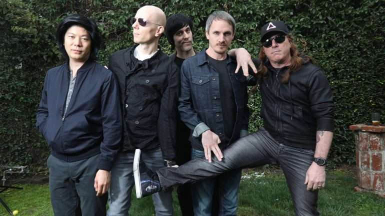 Os A Perfect Circle vão entrar numa longa digressão americana a 21 de outubro. Ainda não há datas para a Europa.