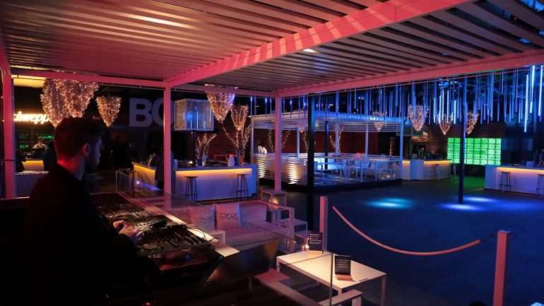 A discoteca foi encerrada por ordem do Ministério da Administração Interna a 3 de novembro