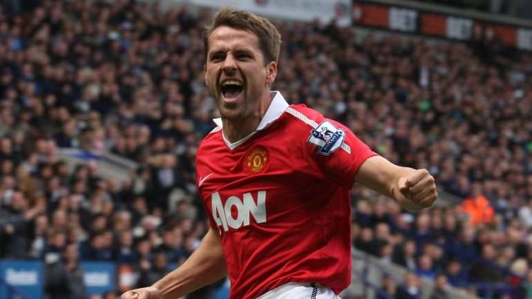 Em Inglaterra, Michael Owen jogou pelo Liverpool e pelo Manchester United
