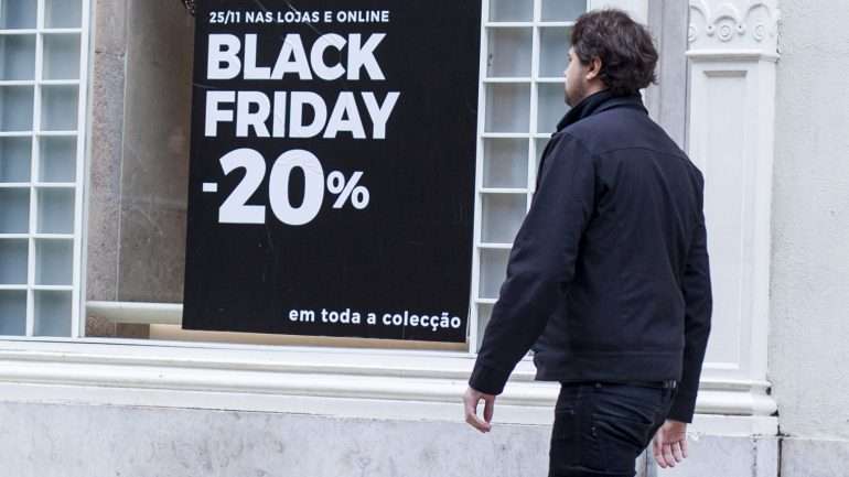 A Black Friday é só amanhã, mas dezenas de marcas começaram a fazer descontos no início da semana.