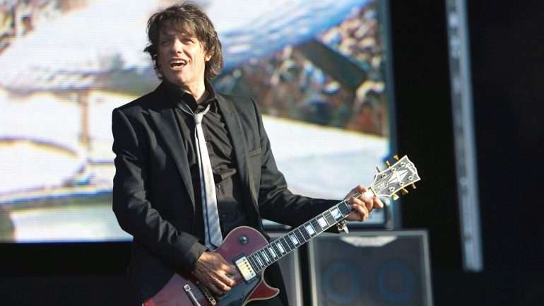 Zé Pedro, guitarrista e fundador dos Xutos & Pontapés, morreu aos 61 anos
