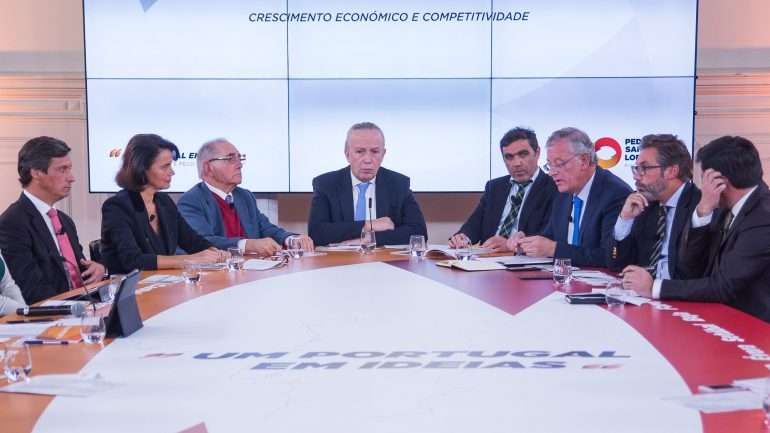 Santana Lopes apresenta este domingo as bases do seu programa, assim como os nomes da comissão nacional da sua candidatura