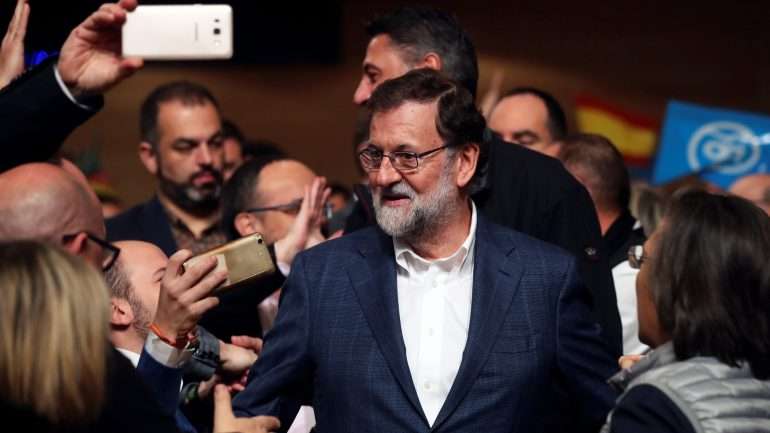 O primeiro-ministro espanhol apelou ao voto no PPC para "abrir uma etapa de segurança"