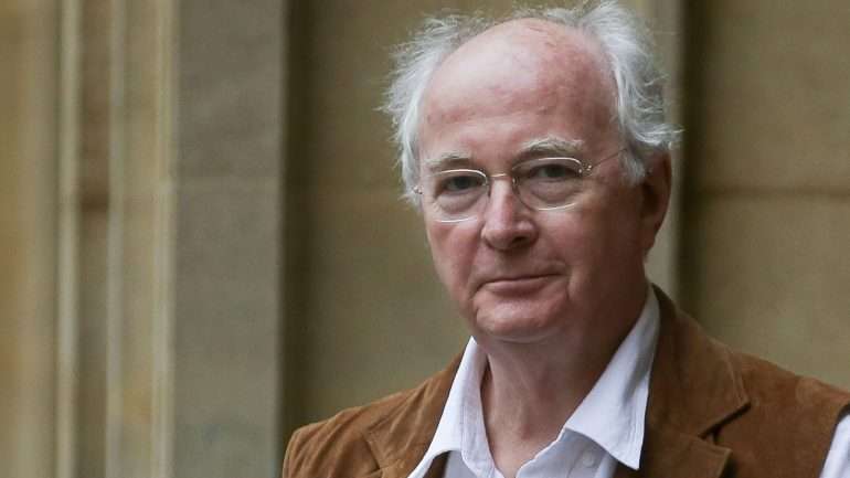 Philip Pullman publicou "Os Reinos do Norte", o primeiro volume da sua famosa trilogia, em 1995