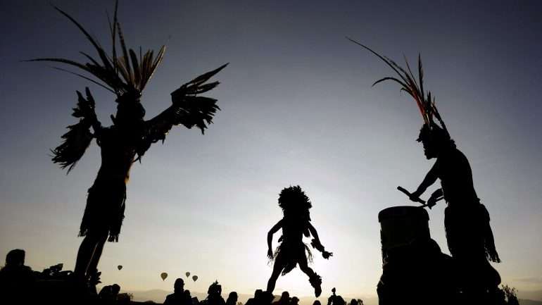 Dança para comemorar um ciclo completo do calendário Azteca