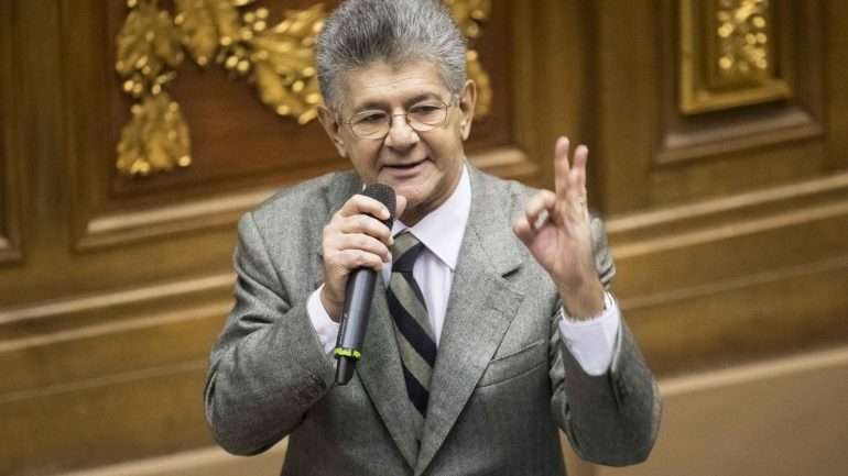 Henry Ramos Allup, secretário da Ação Democrática (AD)