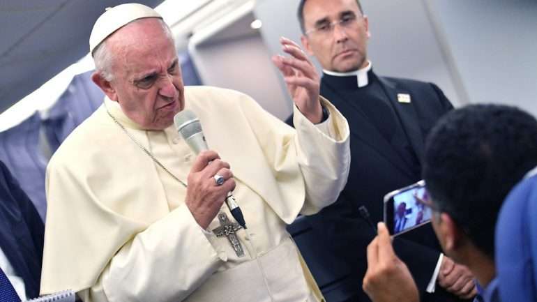 O Papa Francisco chegou a pedir desculpa publicamente por ter desvalorizado as acusações contra o bispo Juan Barros