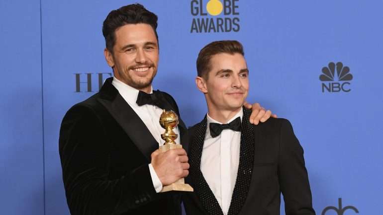James Franco (com um Globo de Ouro na mão) foi um dos atores envolvidos em acusações de assédio sexual e já confessou ter seduzido uma jovem de 17 anos no Instagram