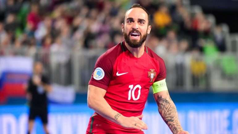 Ricardinho conseguiu bater o recorde do golo mais rápido numa final (59 segundos) mas saiu lesionado no prolongamento