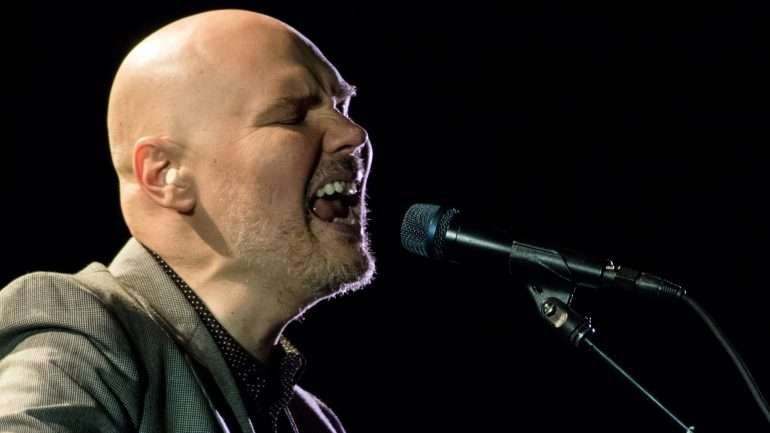 Billy Corgan manteve os Smashing Pumpkins vivos e este Verão reúne três quartos da formação original, que gravou "Disarm", "Today" e "Tonight, Tonight"