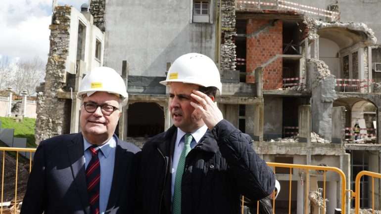 Em Lisboa, o presidente da câmara prometeu disponibilizar casas a preços acessíveis, entre os 400 e os 600 euros