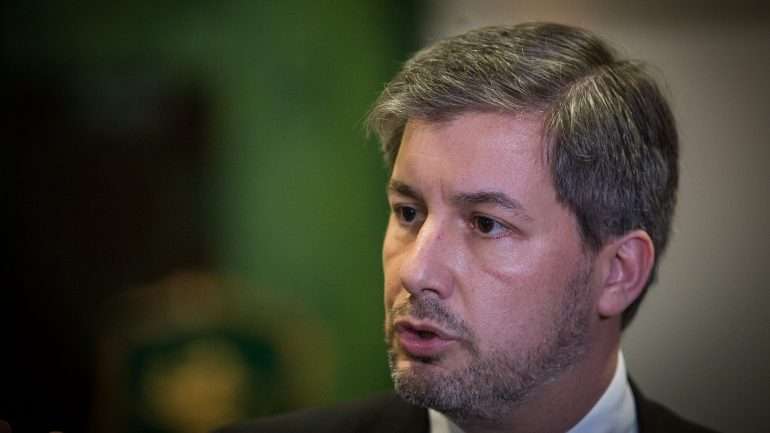 Bruno de Carvalho reagiu ao desmentido do Benfica e revelou uma tentativa recente de cimeira entre presidentes vinda da Luz