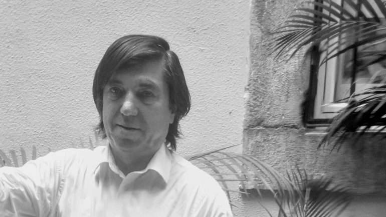 Vasco Santos, 59 anos, psicanalista e editor
