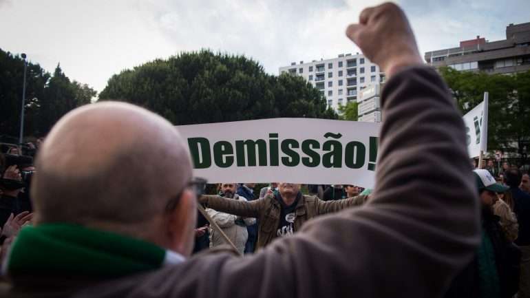 Depois da manifestação em Alvalade, luta contra Bruno de Carvalho e a Direção vai chegar aos tribunais