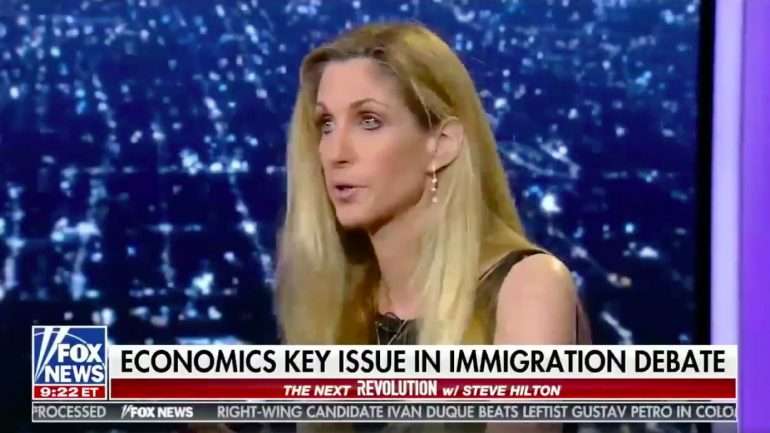 Ann Coulter na FOX News a comentar a política de imigração de Donald Trump