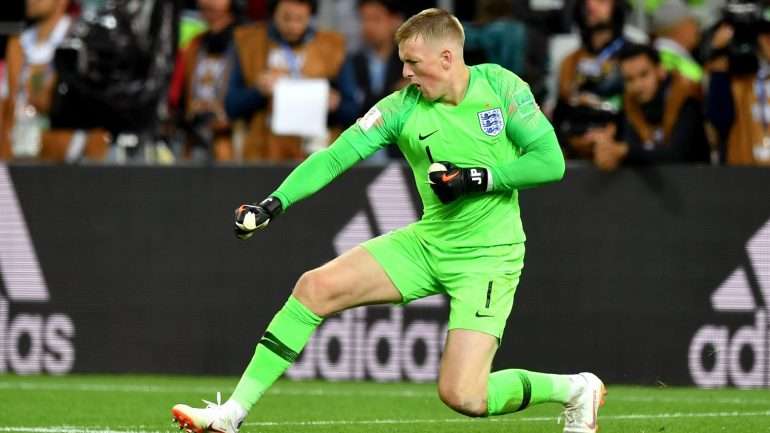 Pickford ajudou a Inglaterra a derrotar a Colômbia nos penáltis. O guarda-redes defendeu o penálti de Carlos Bacca e celebrou assim