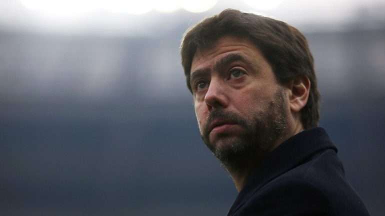 Andrea Agnelli, o presidente da Juventus, viajou de jato privado para reunir com Cristiano Ronaldo