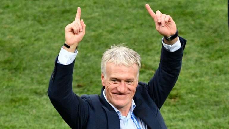 Didier Deschamps, um homem sempre em festa que só falhou na final do Europeu de 2016 frente a Portugal