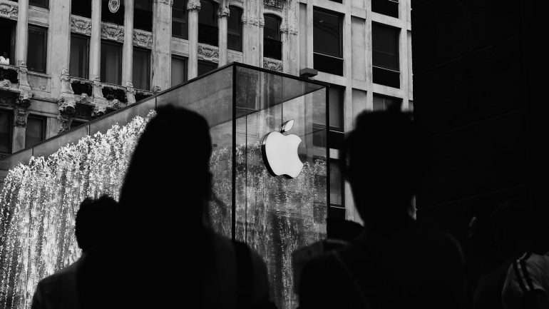 Mesmo com o iPhone X a custar mais mil dólares (em Portugal, 1143 euros) a Apple conseguiu vender mais iPhones em relação ao período homólogo de 2017