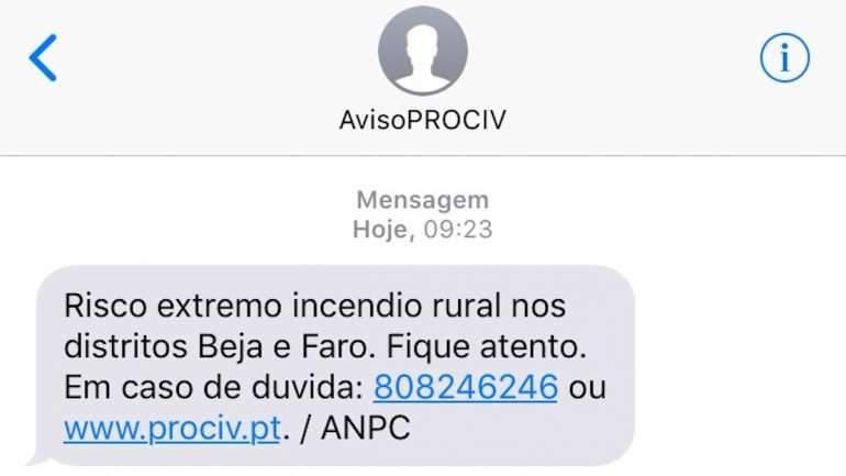 O número da Proteção Civil é 800 246 246