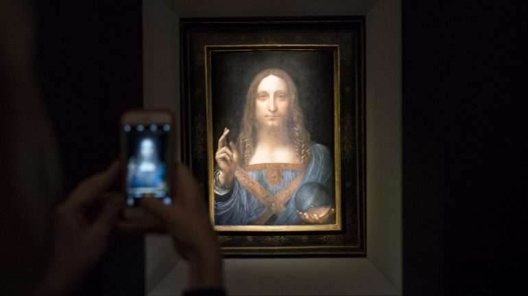 "Salvator Mundi" foi apresentado como um dos menos de 20 quadros encontrados de Leonardo da Vinci