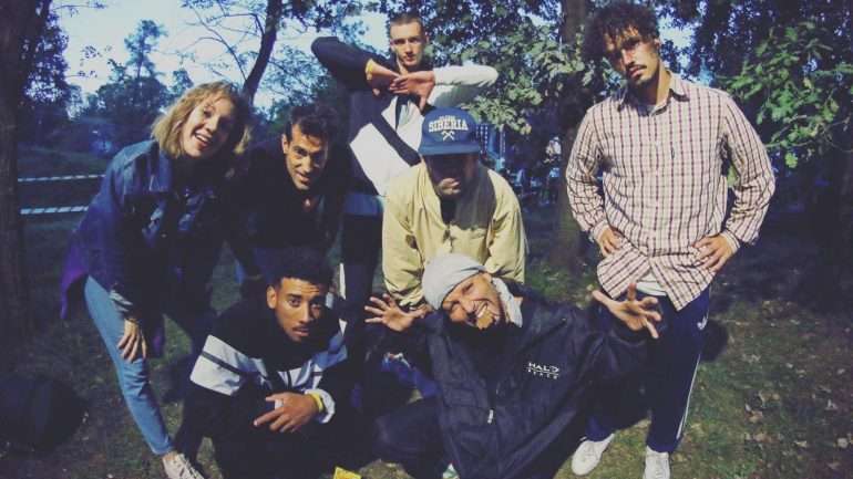 Os Momentum Crew juntaram-se em 2003 e têm participado em várias competições.