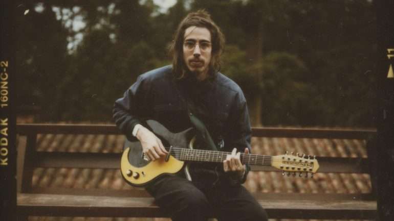 Tim Bernardes regressa a Portugal em novembro, depois de concertos dados em Setúbal, Lisboa e Espinho, em junho
