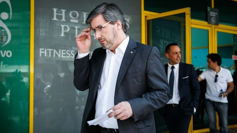 Bruno de Carvalho apresentou uma ação contra o Sporting a três dias das eleições