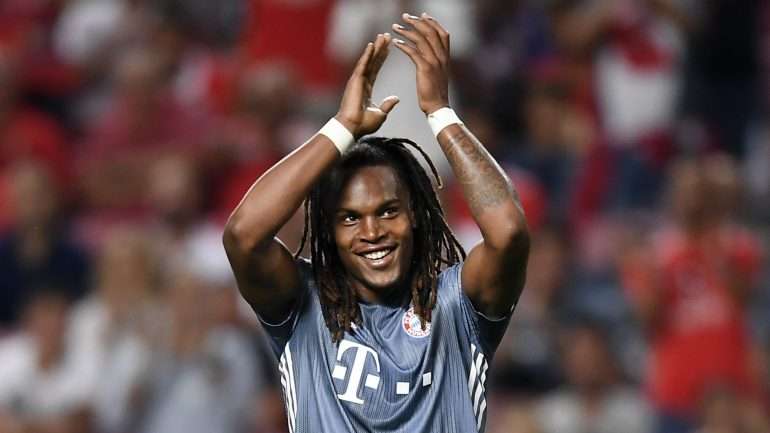 Renato Sanches estreou-se como titular, marcou o segundo da partida e foi aplaudido pelo Estádio da Luz
