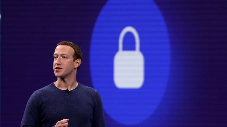 Desde março que Mark Zuckerberg tem prometido que o Facebook vai tomar atitudes mais eficazes para evitar que a plataforma seja utilizada para interferir em eleições