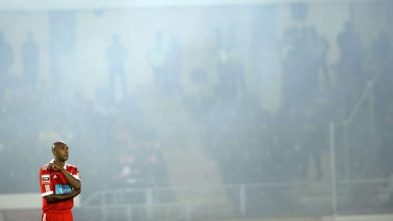 Luisão chegou ao Benfica com 22 anos e termina a carreira 15 anos depois, aos 37