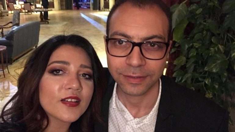 Amal Fathy foi surpreendida pelas forças de segurança do Egito quando esta em casa, com o marido e o filho de 3 anos