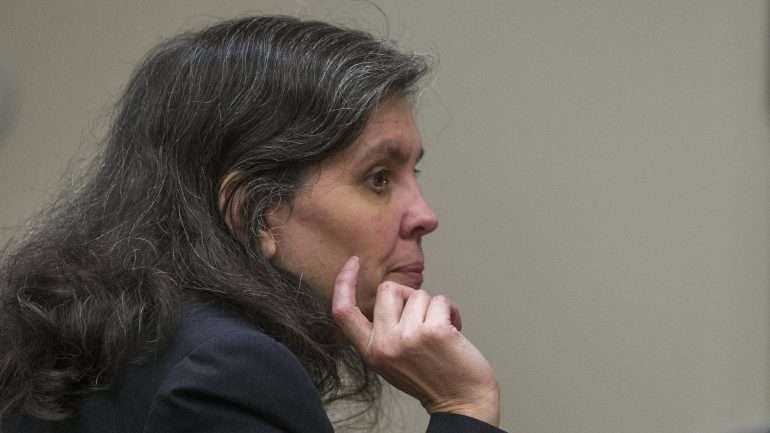 Louise Turpin e o marido, David Turpin, declaram-se inocentes pelos 88 crimes de que estão indiciados