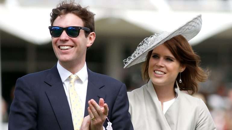 Será que a princesa vai usar tiara na cerimónia em Windsor