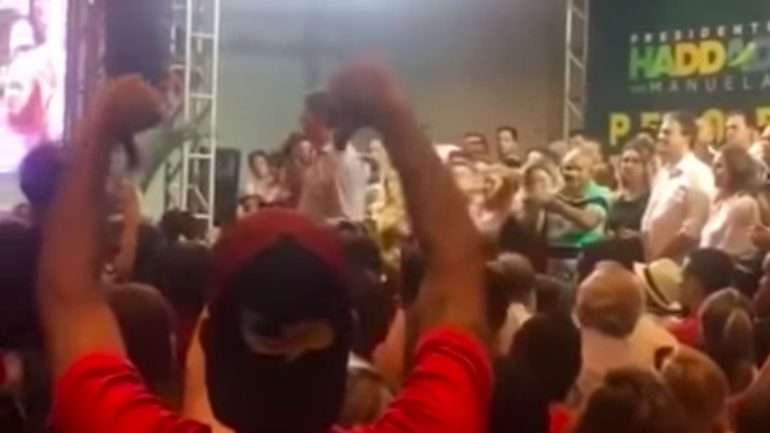 O comício pró-Haddad aconteceu no Marina Park Hotel, em Brasília