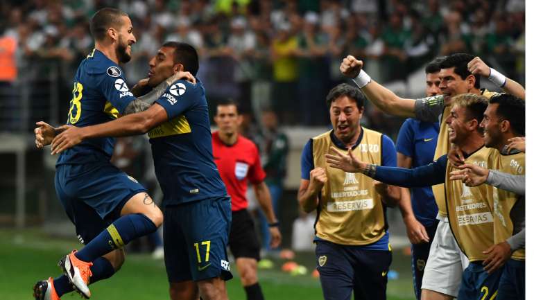 Benedetto voltou a ser decisivo saindo do banco e foi lá que festejou o 2-2 com Ábila, que tinha inaugurado o marcador